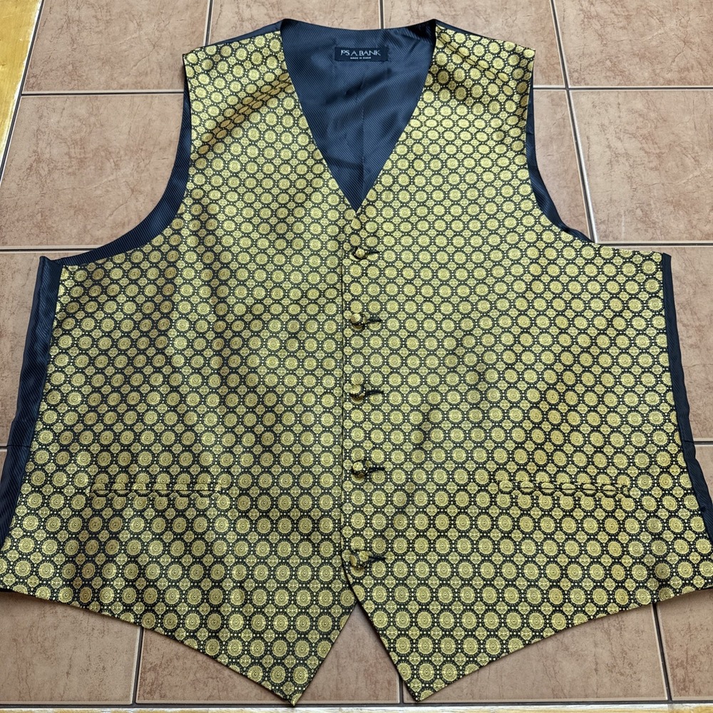 Jos A Bank Silk Gold Medallion Black Men Sz Large Waistcoat Vest NWOT New